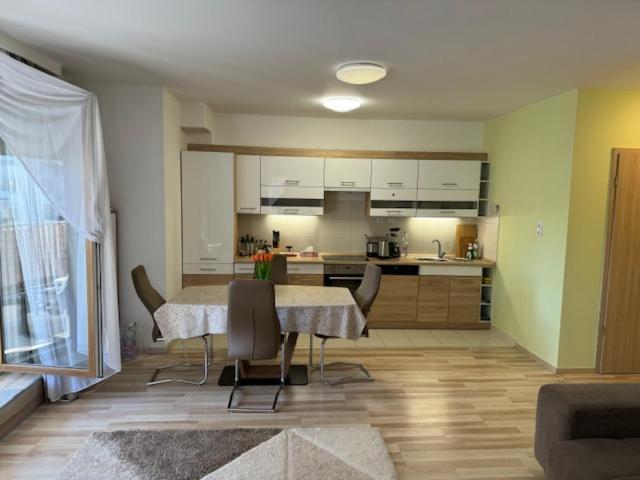 Luxury Cordia Apartment With Free Parking Budapest Eksteriør bilde