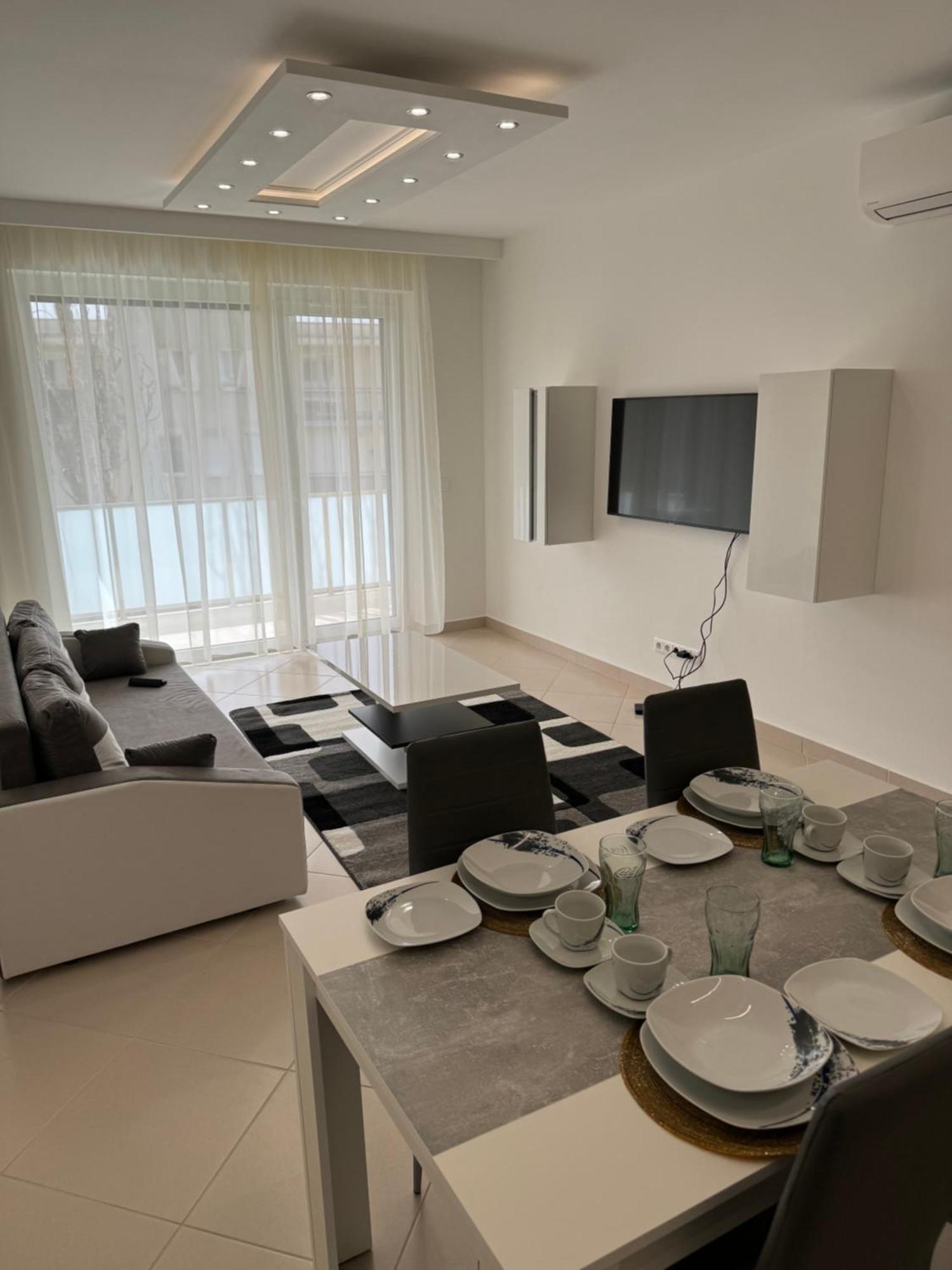 Luxury Cordia Apartment With Free Parking Budapest Eksteriør bilde